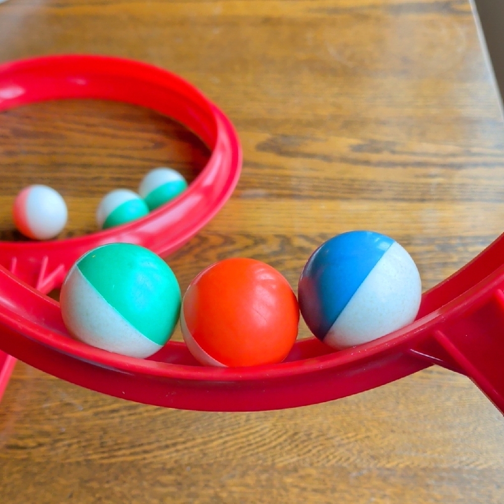 Vintage Hoop-A-Rific spin ball game for 2 - Picture 5 of 6